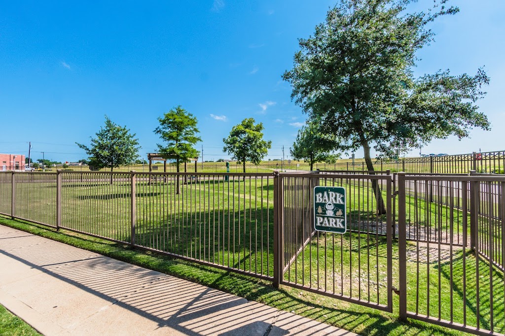 Hunters Cove | 1250 US-287 BYP, Waxahachie, TX 75165, USA | Phone: (972) 299-3759