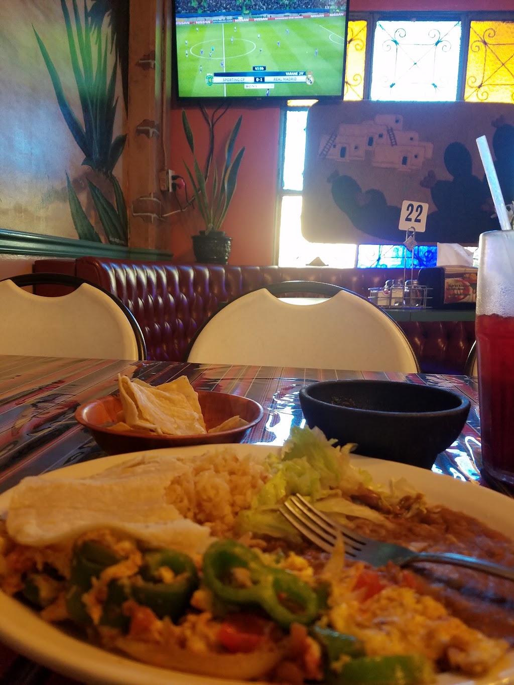 El Tapatio Dos Mexicanos Grill | 1214 E Pomona St, Santa Ana, CA 92707, USA | Phone: (714) 835-4264