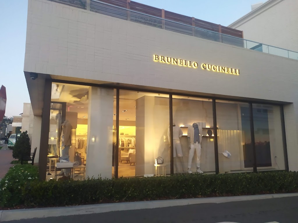 Brunello Cucinelli | 1020 N Swarthmore Ave, Pacific Palisades, CA 90272, USA | Phone: (424) 268-3710