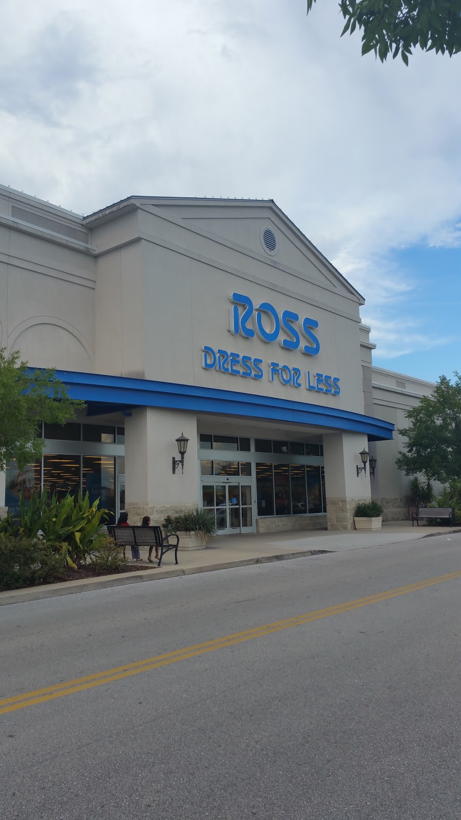 Ross Dress for Less | 10261 River Marsh Dr, Jacksonville, FL 32246, USA | Phone: (904) 564-2028