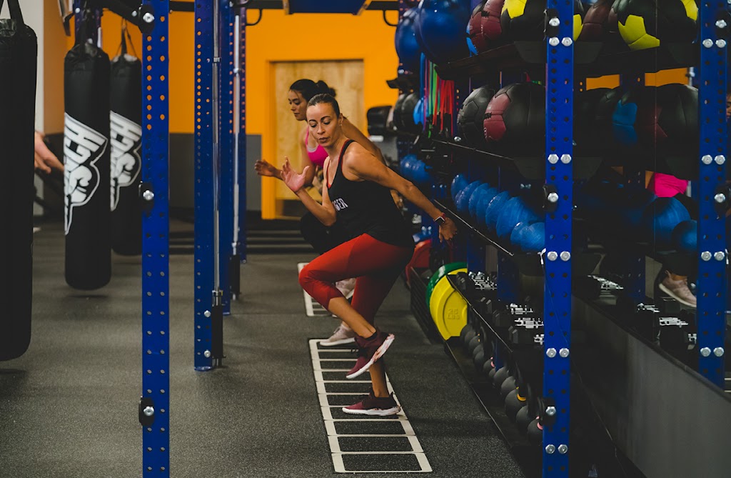 Crunch Fitness - Lakewood | 5815 Bellflower Blvd, Lakewood, CA 90713, USA | Phone: (562) 262-0404