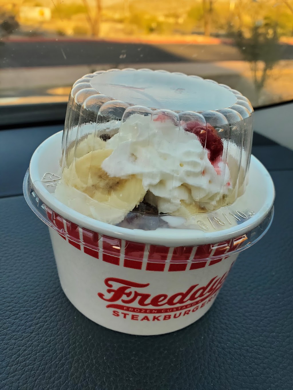 Freddys Frozen Custard & Steakburgers | 11143 N Oracle Rd, Oro Valley, AZ 85737, USA | Phone: (520) 989-0067