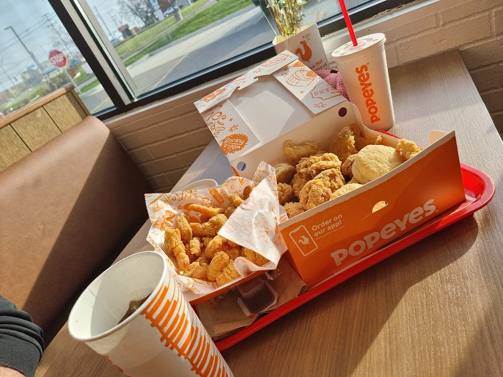 Popeyes Louisiana Kitchen | 2606 W State St, New Castle, PA 16101, USA | Phone: (724) 698-7079