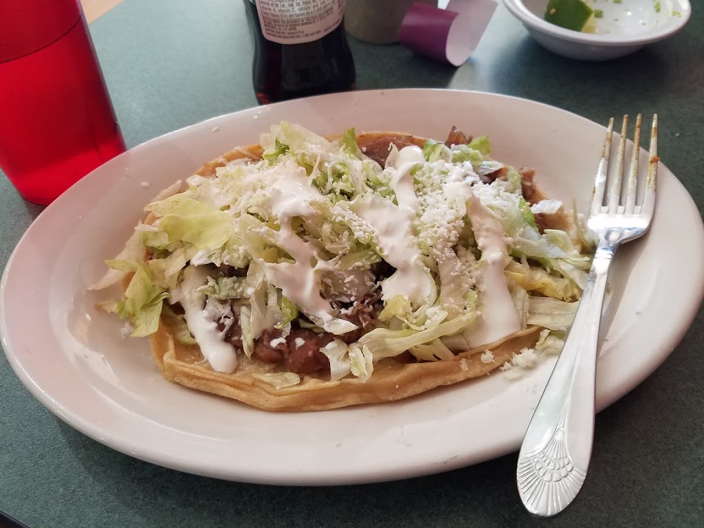 Los Atlantes Mexican Restaurant & Bakery | 5706 Raymond Rd, Madison, WI 53711, USA | Phone: (608) 285-9135