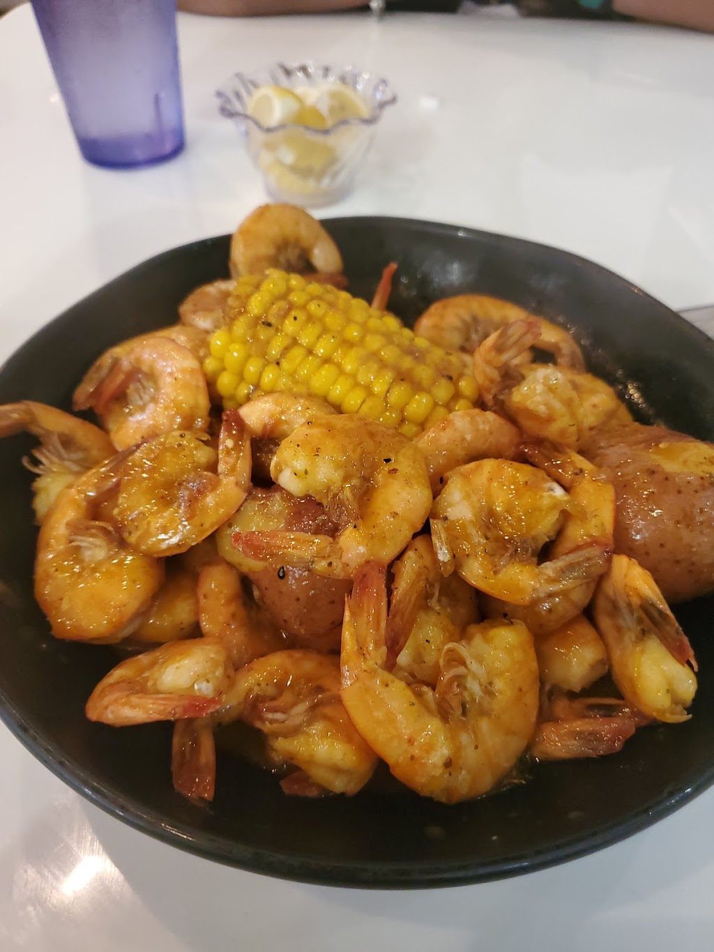 Captain Kings Seafood City | 2829 Covington Pike, Memphis, TN 38128, USA | Phone: (901) 748-5630