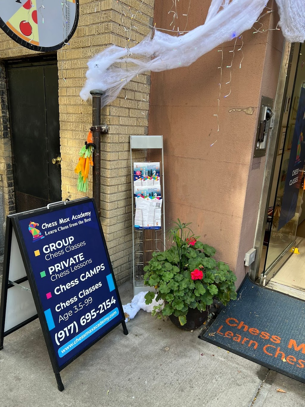 Chess Max Academy | storefront, 110 W 79th St, New York, NY 10024, USA | Phone: (917) 695-2154