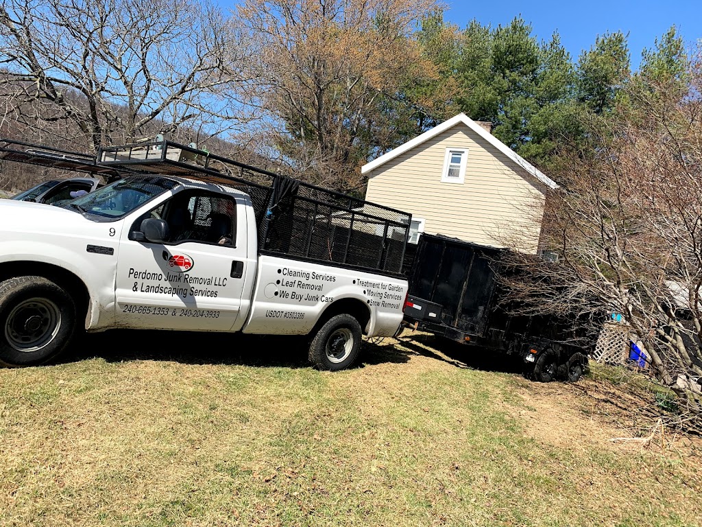 Perdomo Junk Removal LLC | 378 N Summit Ave, Gaithersburg, MD 20877, USA | Phone: (240) 665-1353