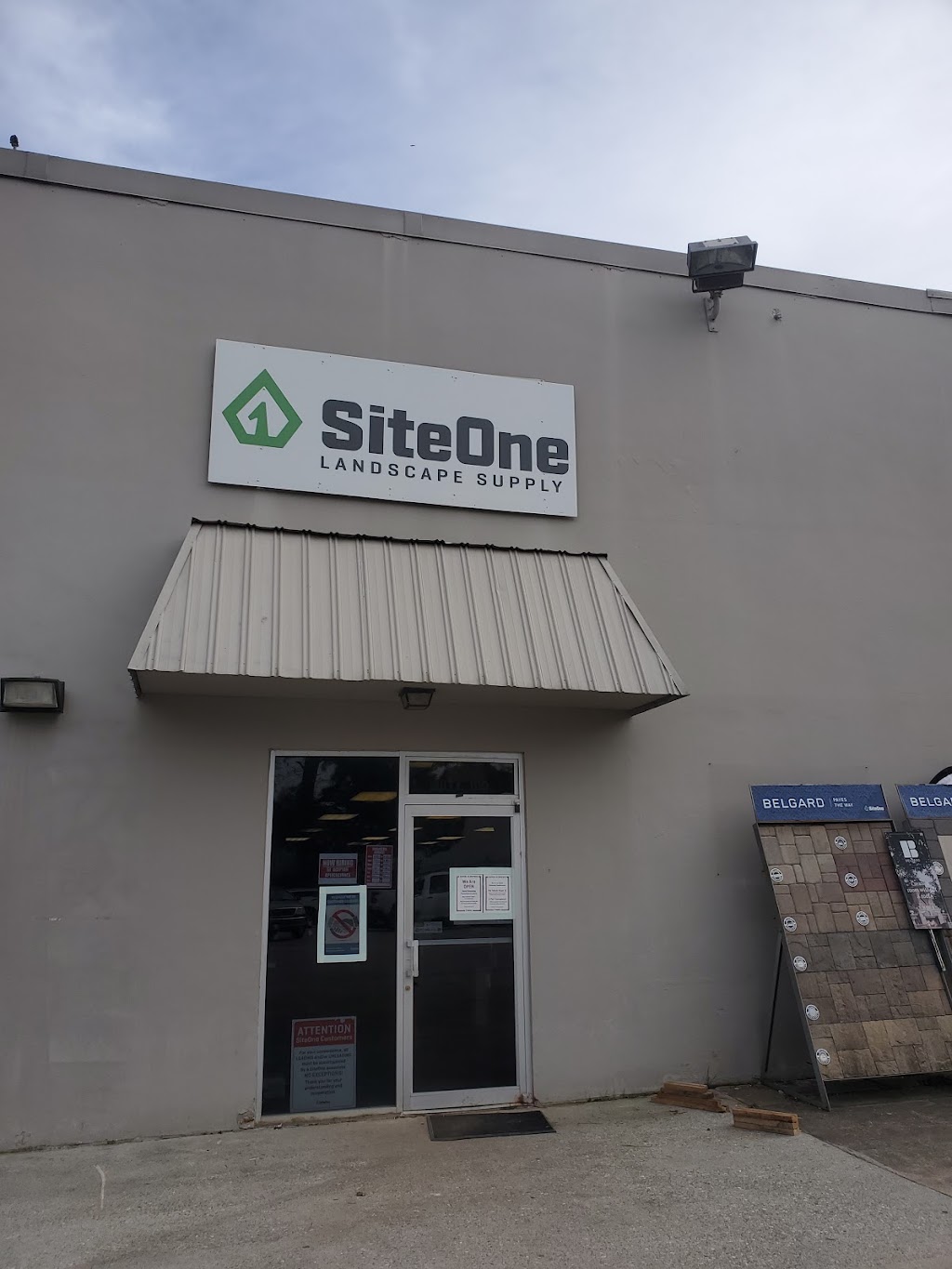 SiteOne Landscape Supply | 2351 Button Gwinnett Dr Ste 100, Atlanta, GA 30340, USA | Phone: (770) 242-0607