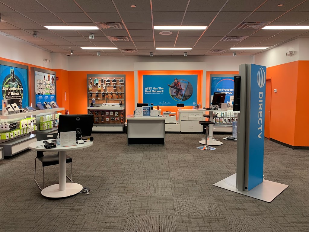 AT&T Store | 112 Eisenhower Pkwy, Livingston, NJ 07039 | Phone: (973) 992-3900