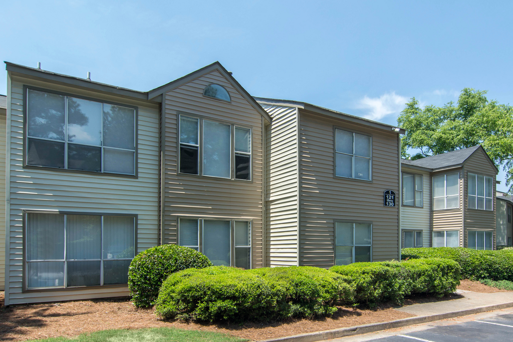 Landmark at Bella Vista Apartment Homes | 4015 Satellite Blvd, Duluth, GA 30096, USA | Phone: (678) 535-3811