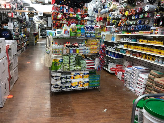 BEACON HARDWARE | 371 Amsterdam Ave, New York, NY 10024, USA | Phone: (212) 408-1681