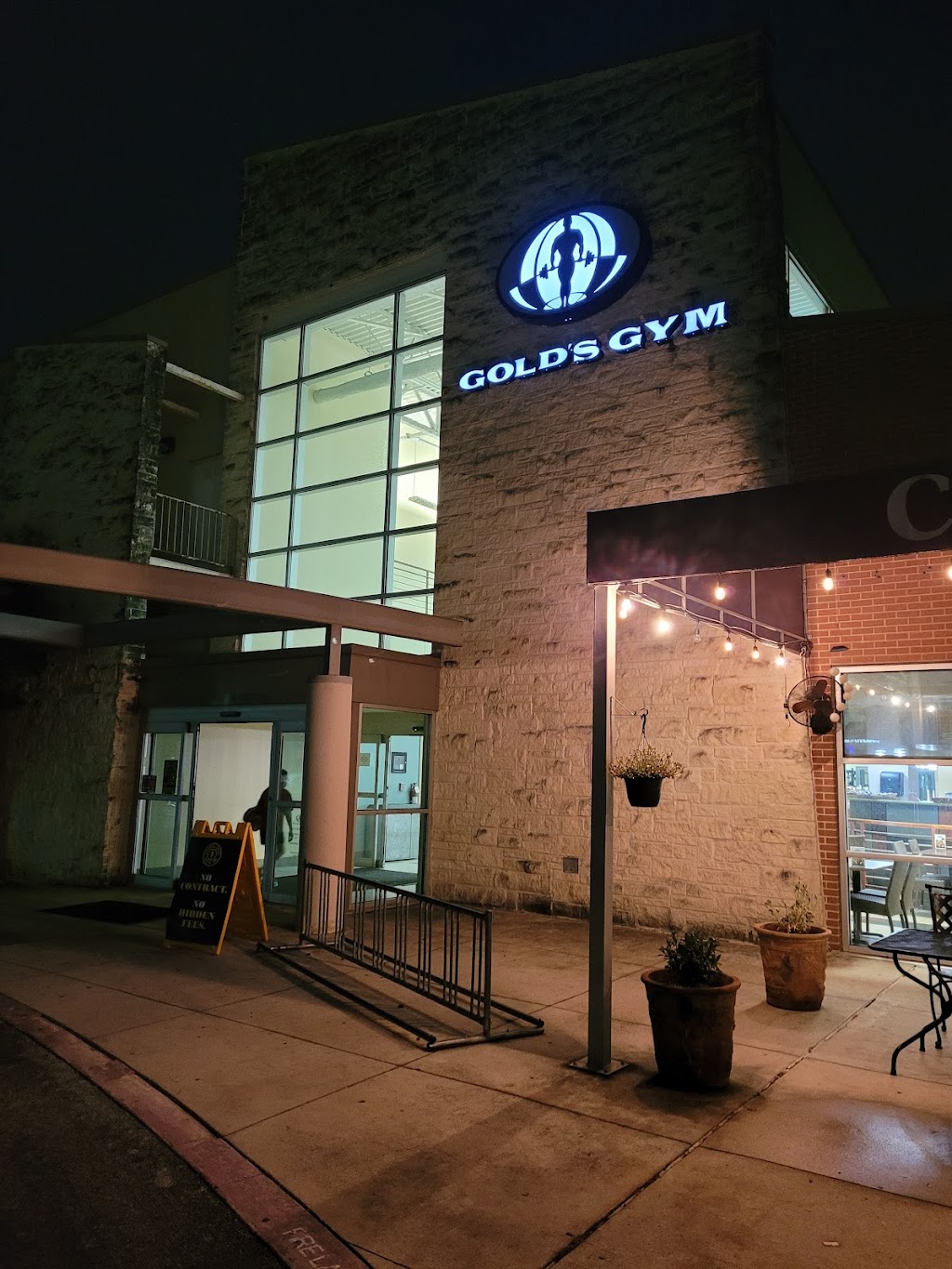 Golds Gym San Antonio Rogers Ranch | 2711 Treble Creek, San Antonio, TX 78258, USA | Phone: (210) 408-9050