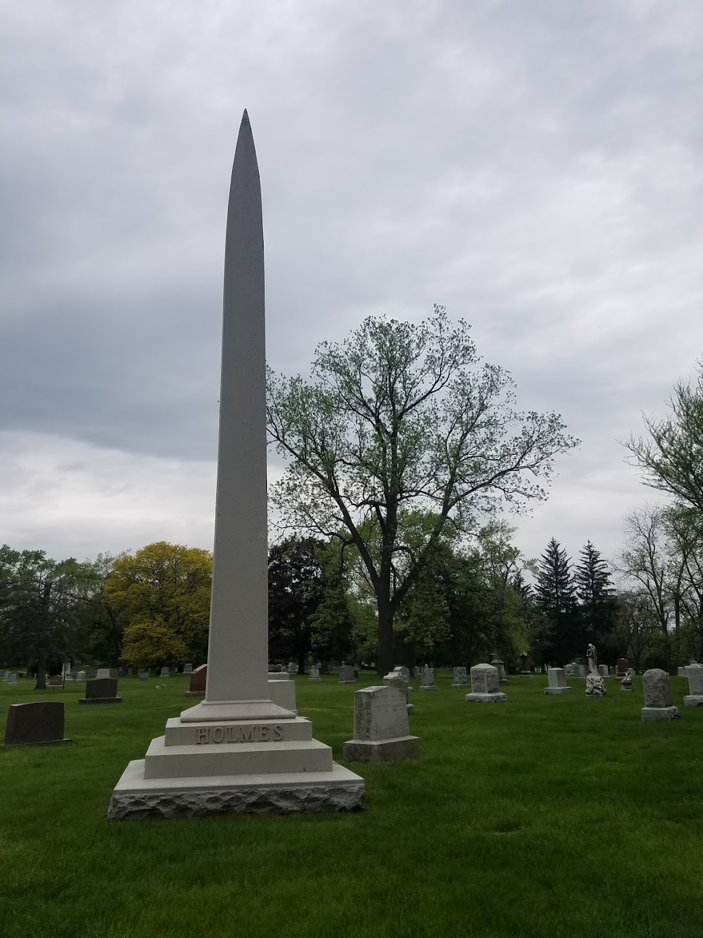 Grand Lawn Cemetery | 23501 Grand River Avenue, Detroit, MI 48219, USA | Phone: (313) 531-2050