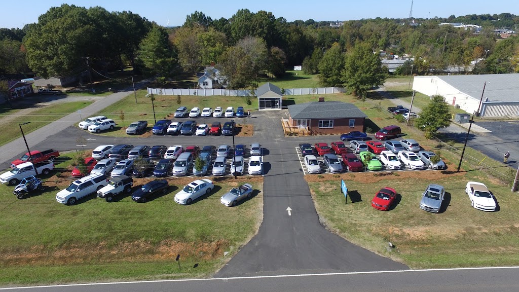 Carolina Family Motors | 2722 Charlotte Hwy, Mooresville, NC 28117, USA | Phone: (704) 664-8888