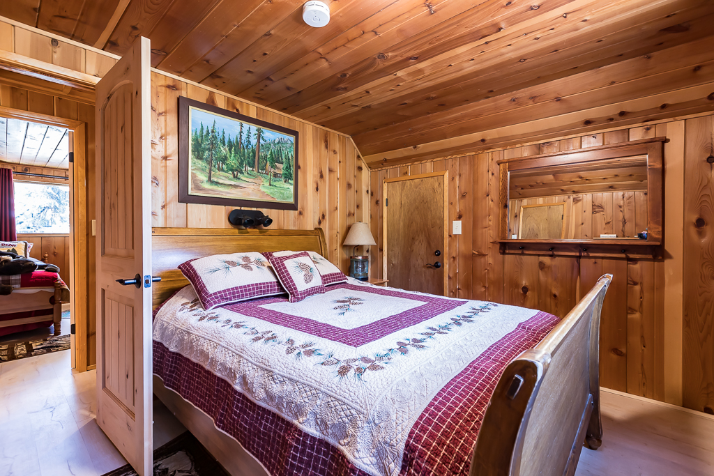 Owls Nest Shaver Retreat | 42064 Hanging Branch Rd, Shaver Lake, CA 93664, USA | Phone: (805) 400-9937
