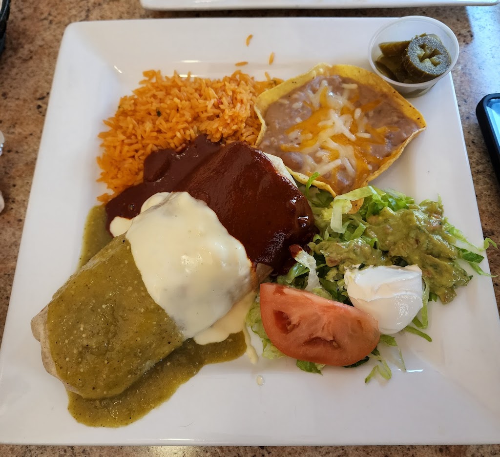 Los Primos Mexican Restaurant | 3 Amherst Rd, Merrimack, NH 03054, USA | Phone: (603) 420-8860