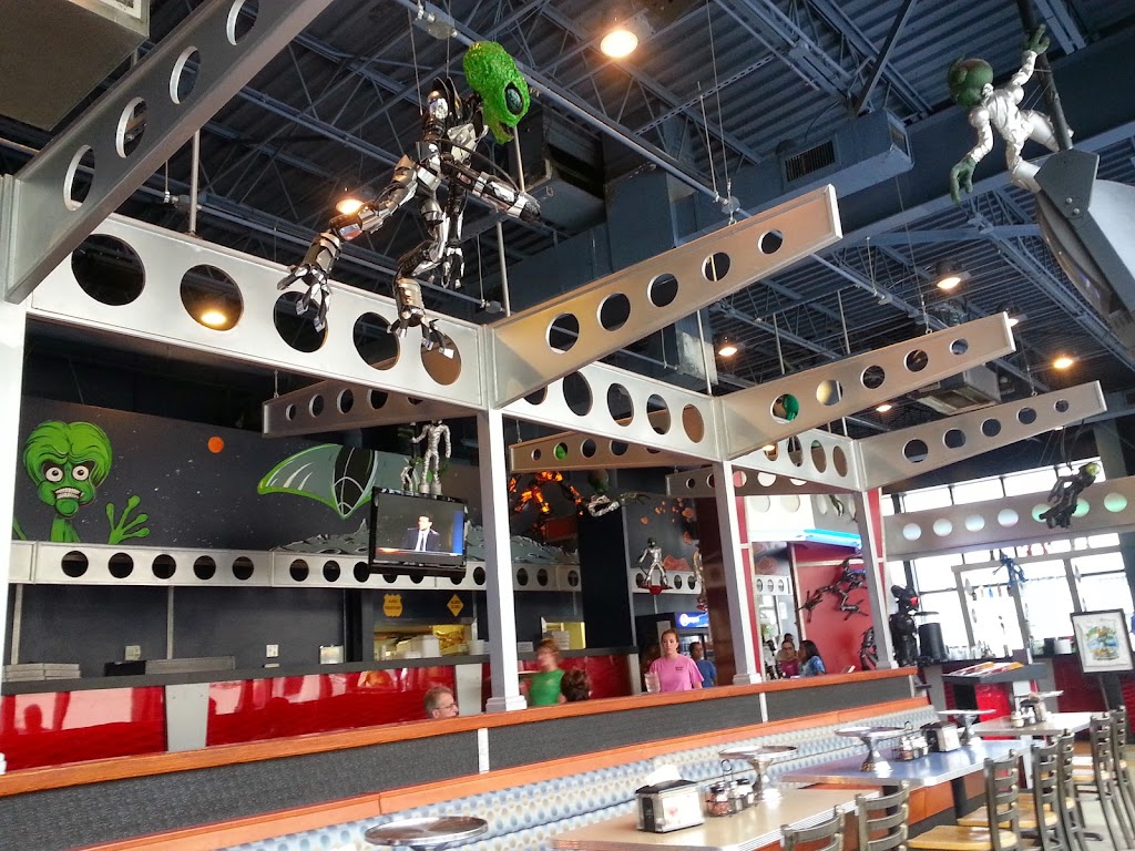 Planet Pizza | 812 Atlantic Ave STE 190, Virginia Beach, VA 23451, USA | Phone: (757) 491-1954