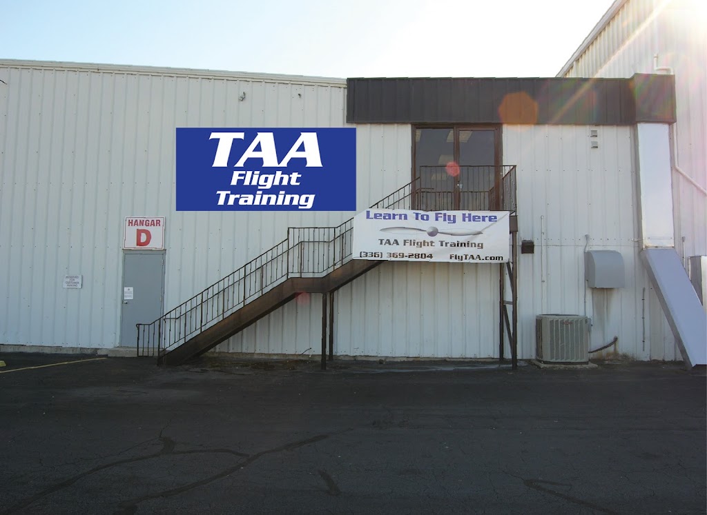 Flight Attendant Training Program at Triad Aviation Academy | 1030 PTI Dr, Greensboro, NC 27409, USA | Phone: (336) 949-3007