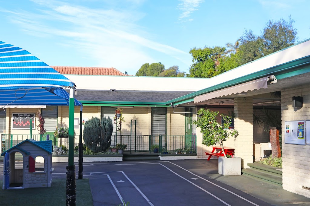 Flintridge Montessori School | 1739 Foothill Blvd, La Cañada Flintridge, CA 91011, USA | Phone: (818) 790-8844