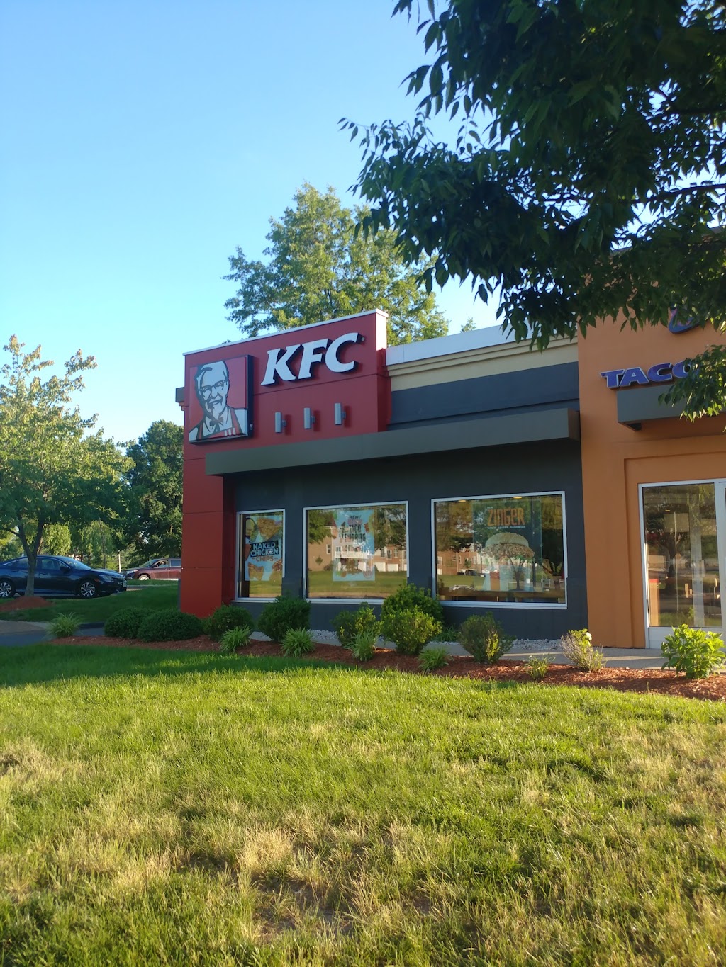 KFC | 10036 Dumfries Rd, Manassas, VA 20110, USA | Phone: (703) 392-1266