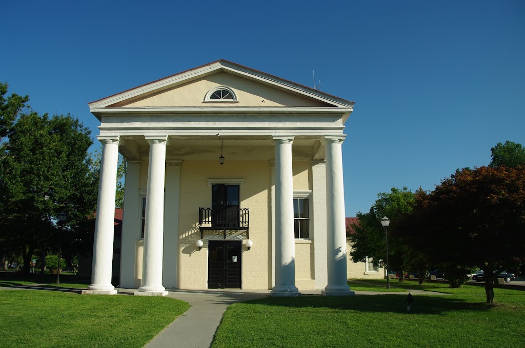 Historic Dinwiddie Courthouse | 14101 Boydton Plank Rd, Dinwiddie, VA 23841, USA | Phone: (804) 469-5346