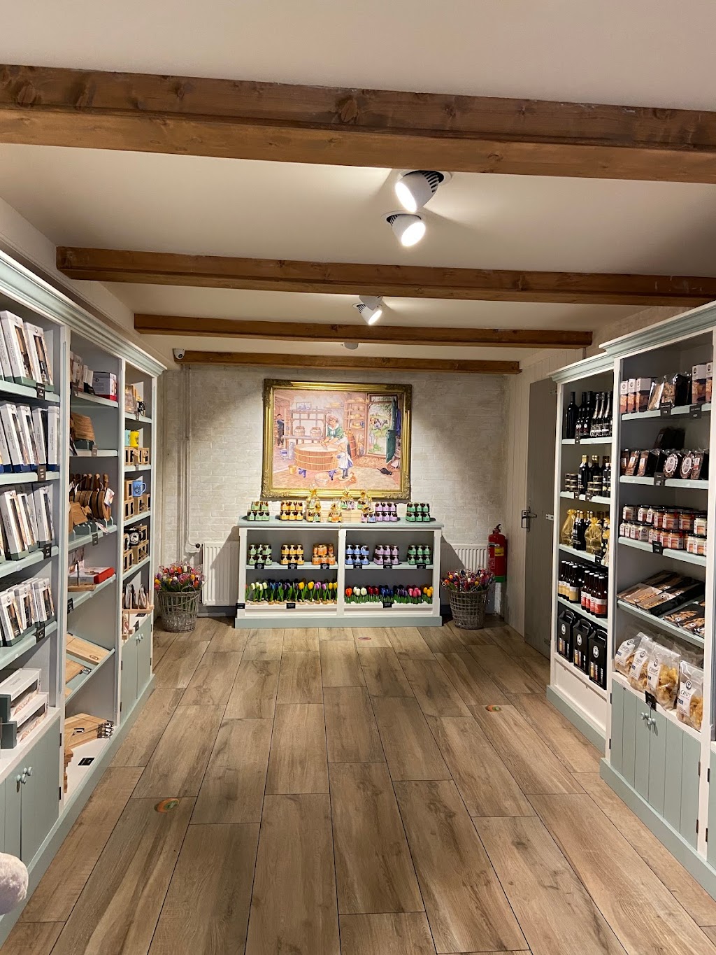‪Henri Willig Cheese Farm Store | Haringpakkerssteeg 18, 1012 LR Amsterdam, Netherlands | Phone: 020 624 1006