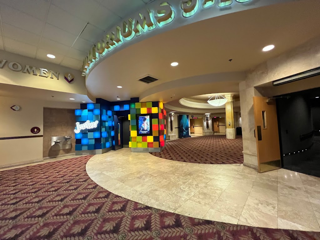 Cinépolis Cinemas Vista Village | 25 Main St, Vista, CA 92083, USA | Phone: (760) 945-7469