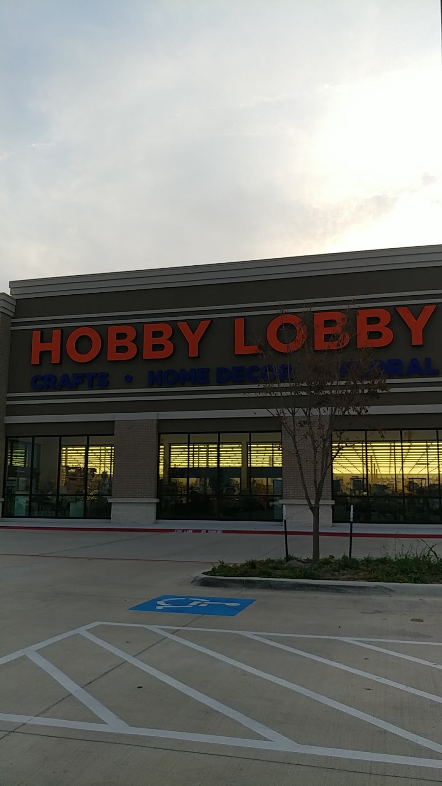 Hobby Lobby | 122 U.S. 287 Frontage Rd South, Mansfield, TX 76063 | Phone: (682) 518-1506