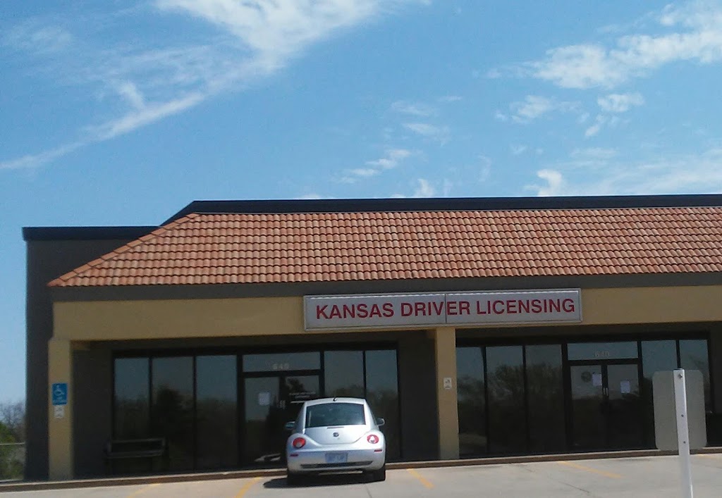 Kansas Drivers License Department | 640 N Andover Rd, Andover, KS 67002, USA | Phone: (316) 733-0106