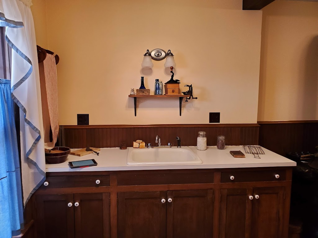 Oberlin Heritage Center | 20 W Vine St Parking, Oberlin, OH 44074, USA | Phone: (440) 774-1700