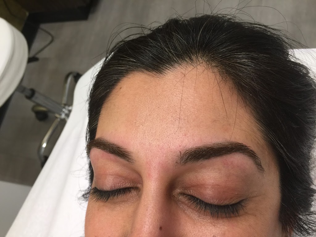 Lativia’s Brows & Brazilian Wax | 622 W Crossville Rd Suite 200 Studio 111, Roswell, GA 30075, USA | Phone: (803) 480-1998