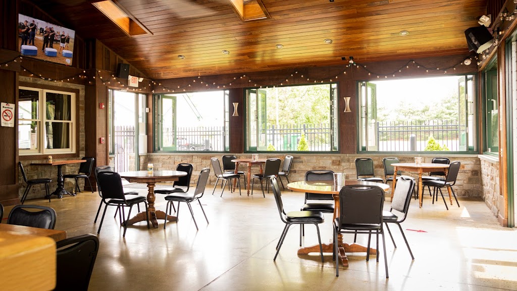 Puss N Boots Tavern | 942 Trenton Rd, Fairless Hills, PA 19030, USA | Phone: (215) 295-8236