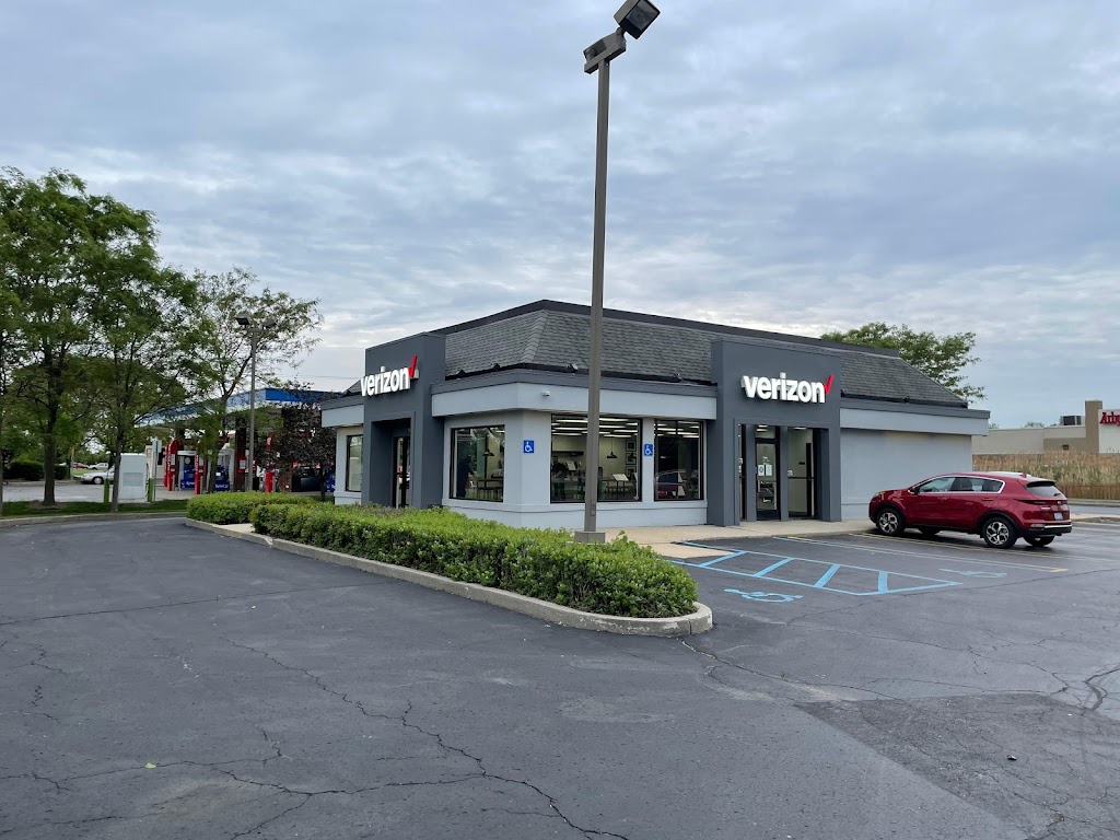 Verizon | 10930 Belleville Rd, Belleville, MI 48111, USA | Phone: (734) 796-8200