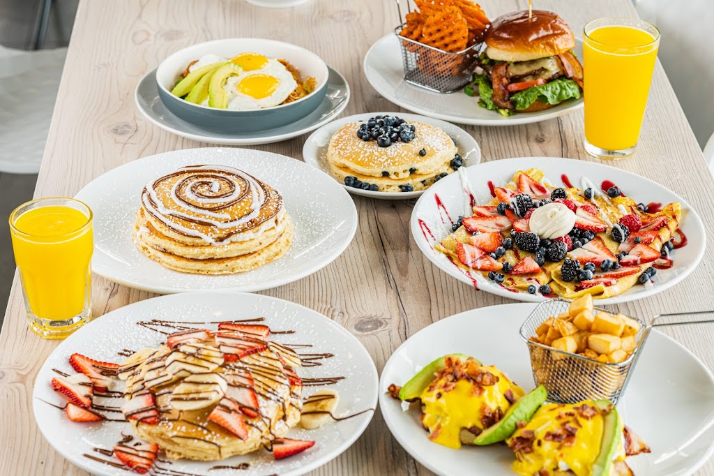 Leos Brunch House | 4070 TX-121 STE 200, Carrollton, TX 75010, USA | Phone: (469) 289-3738