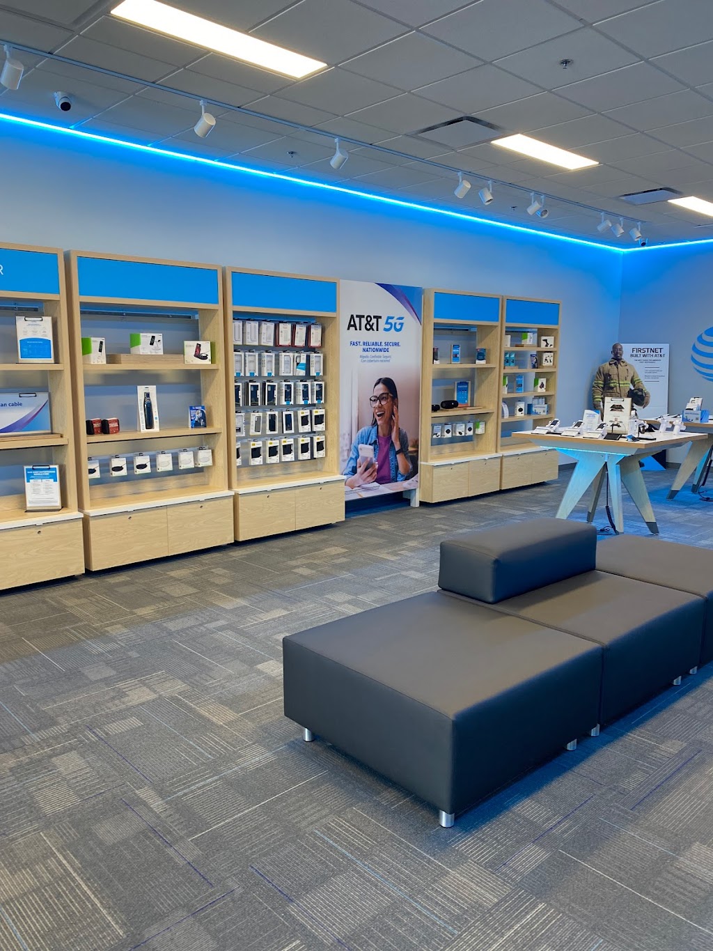 AT&T Store | 5838 S Vermont Ave, Los Angeles, CA 90044, USA | Phone: (323) 844-0100