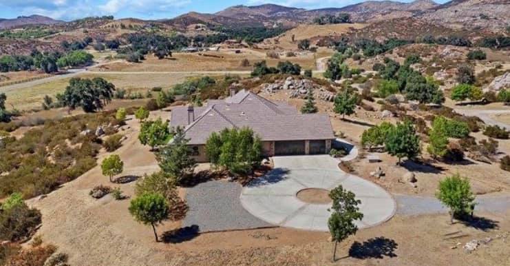 Lloyd Mize Realty Group | 32675 Temecula Pkwy, Temecula, CA 92592, USA | Phone: (951) 551-1677