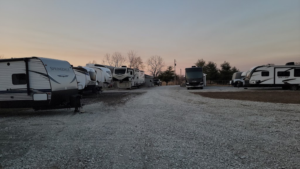 Six Hundred South RV/Self Storage | 4532 E 600 S, Gas City, IN 46933, USA | Phone: (765) 674-3746