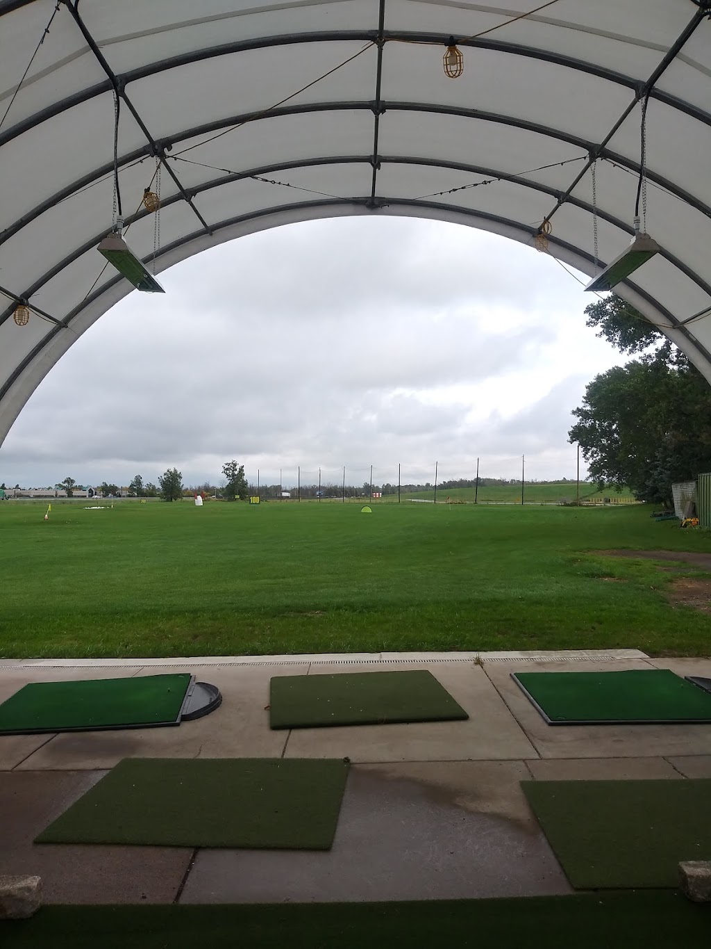 Airport Driving Range and Pro Shop | 207 Youngs Rd, Williamsville, NY 14221, USA | Phone: (716) 634-5588