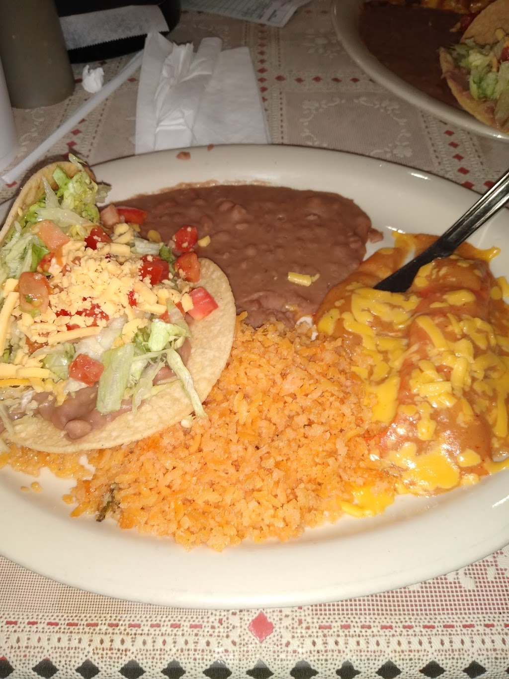Lindas Mexican Restaurant | 1424 Guadalupe St, San Antonio, TX 78207 | Phone: (210) 271-7120