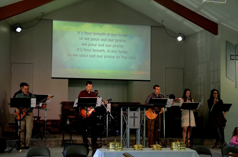 Gospel Life Church | 242 S Washington St, Evans City, PA 16033, USA | Phone: (724) 538-8341