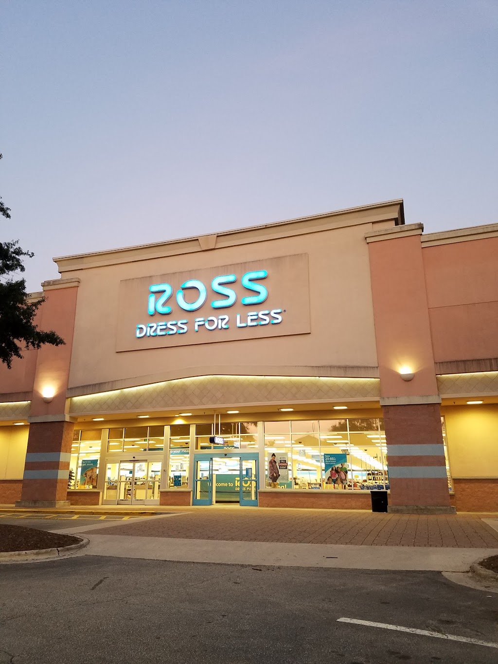 Ross Dress for Less | 6208 Glenwood Ave, Raleigh, NC 27612, USA | Phone: (919) 781-3519