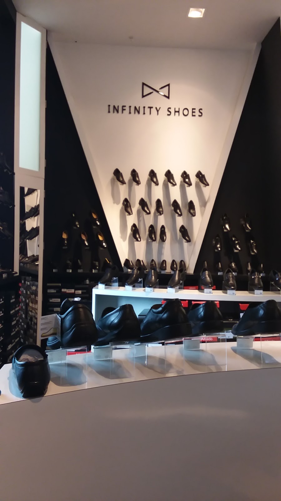 INFINITY SHOES | 59 NY-59 #137, Monsey, NY 10952, USA | Phone: (845) 846-7463