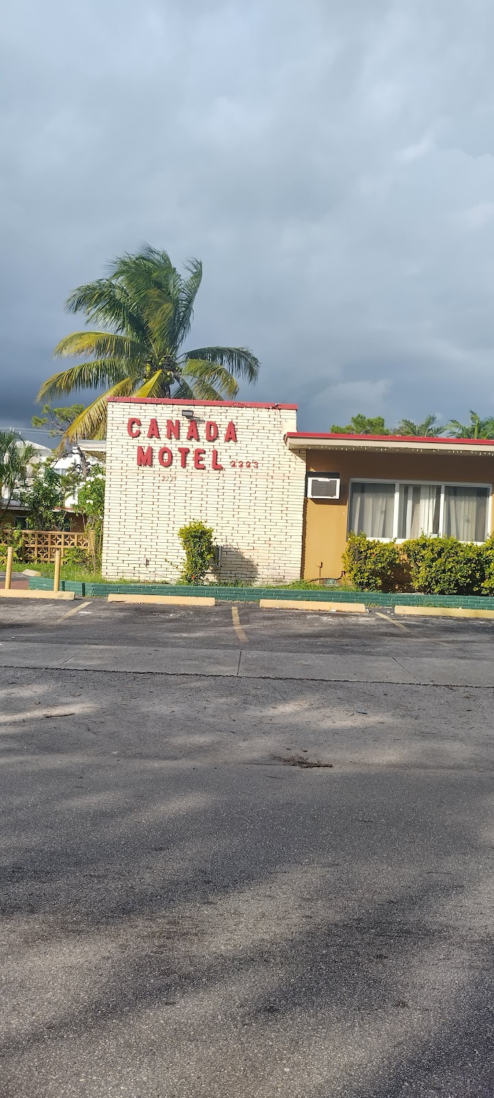 Canada Motel | 1905 Lincoln St, Hollywood, FL 33020, USA | Phone: (954) 921-9119