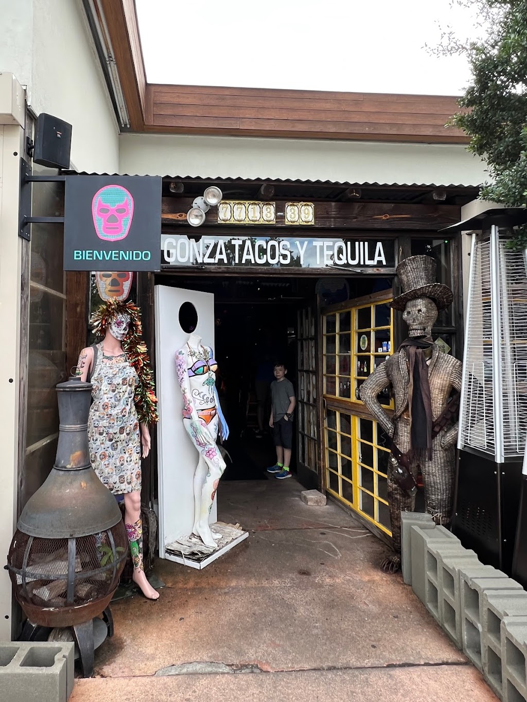 Gonza Tacos Y Tequila | 7713 Lead Mine Rd #39, Raleigh, NC 27615, USA | Phone: (919) 846-5478