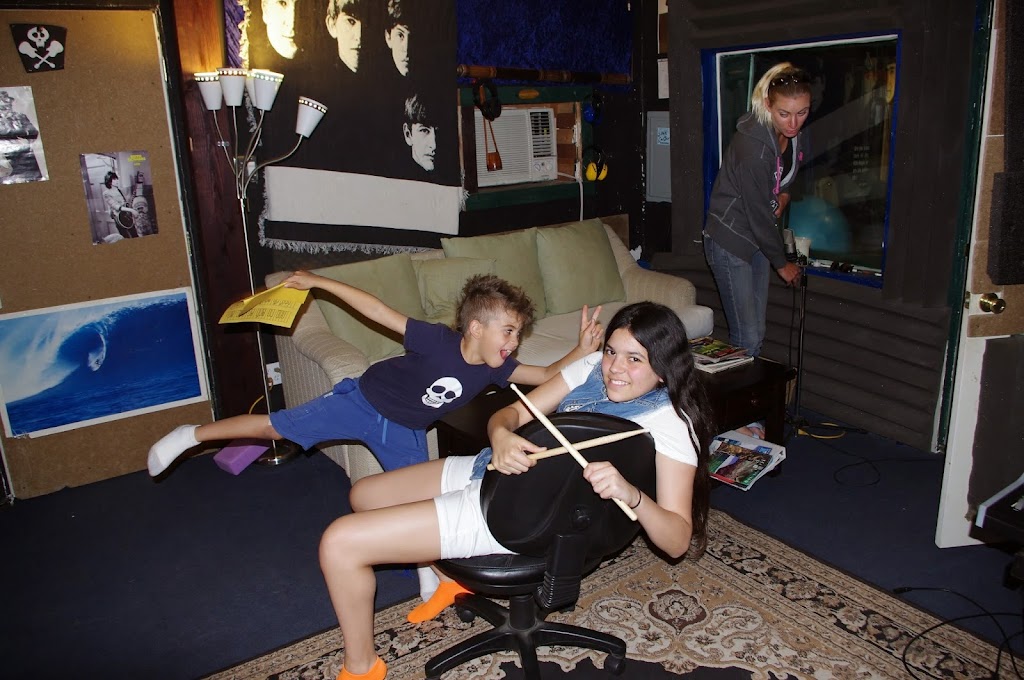 Los Angeles Guitar Bass and Drum Lessons - Sunday