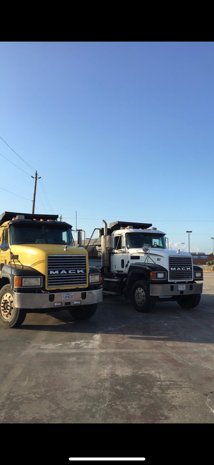 Richards Trucking / Dump Trucking and Materials | 3510 3rd Ave S, Texas City, TX 77590, USA | Phone: (409) 242-4177