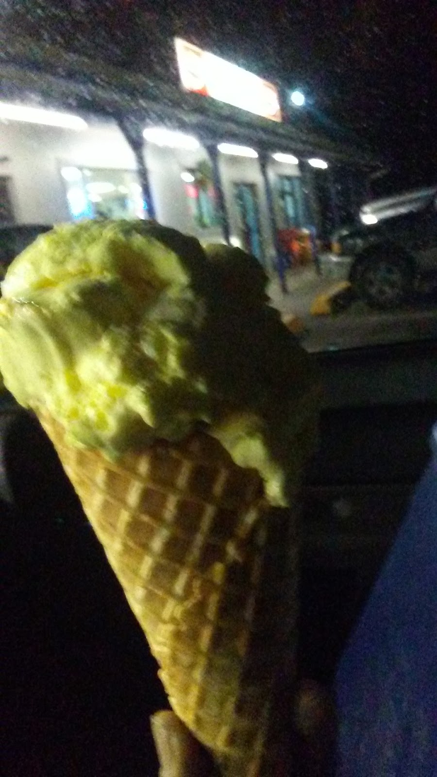 Valley Country Store | 4891 E Stoney Hollow Dr Rd, Wasilla, AK 99654, USA | Phone: (907) 376-7888