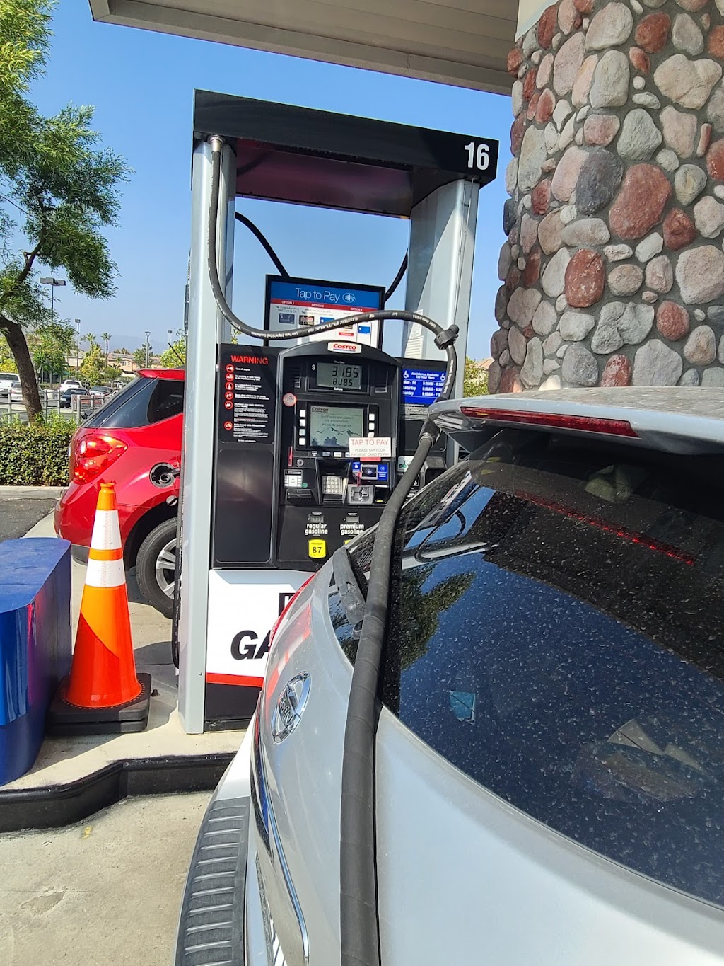 Costco Gas Station | 9404 Central Ave, Montclair, CA 91763, USA | Phone: (909) 575-5004