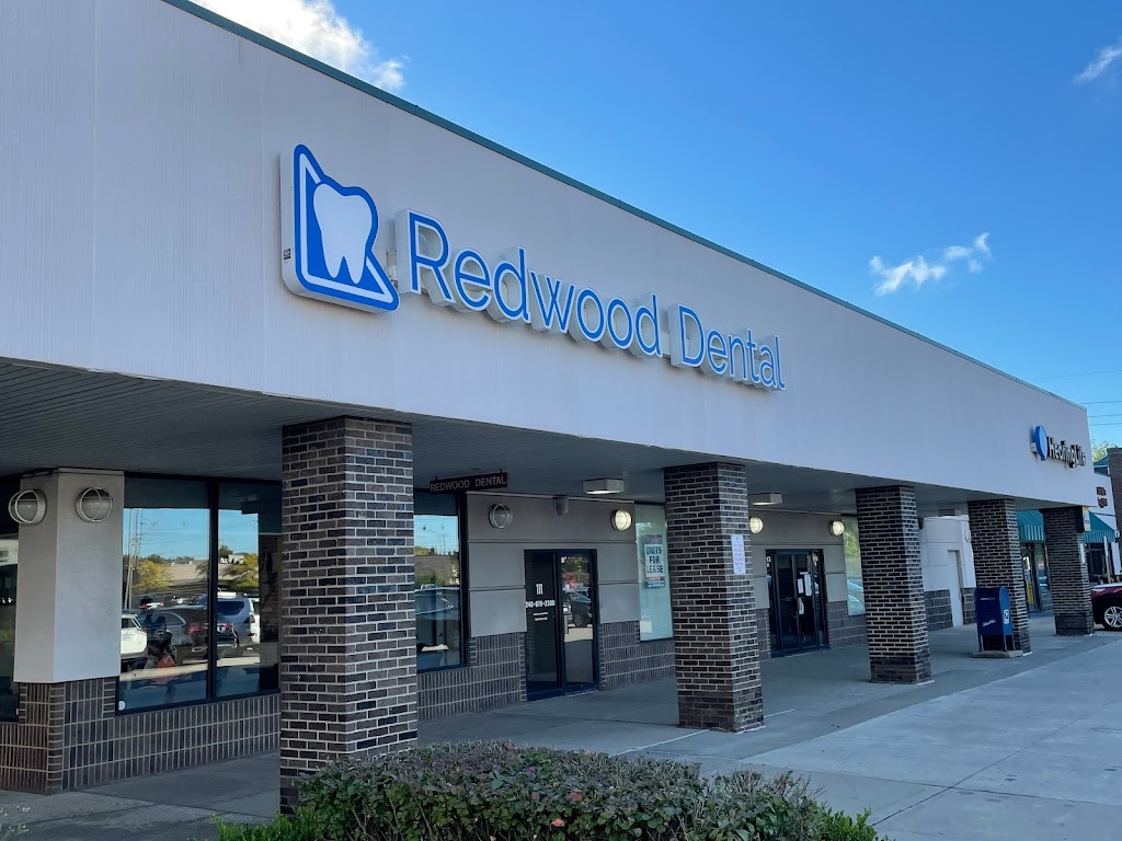 Redwood Dental Troy | 111 E Long Lake Rd, Troy, MI 48085, USA | Phone: (248) 879-2300