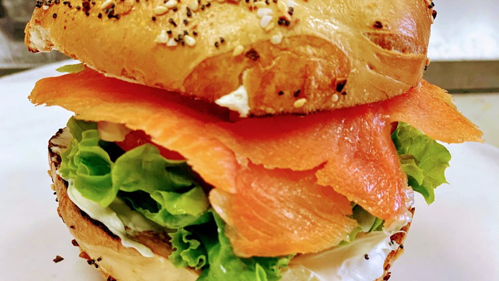 Bagel Place Cafe | 546 Lawrence Expy #1, Sunnyvale, CA 94085, USA | Phone: (669) 600-3993